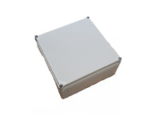 Plastový kryt 300x300 PI + vrtané otvory