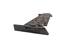 Z tyłu mostek szlifierski Tropper HM 660